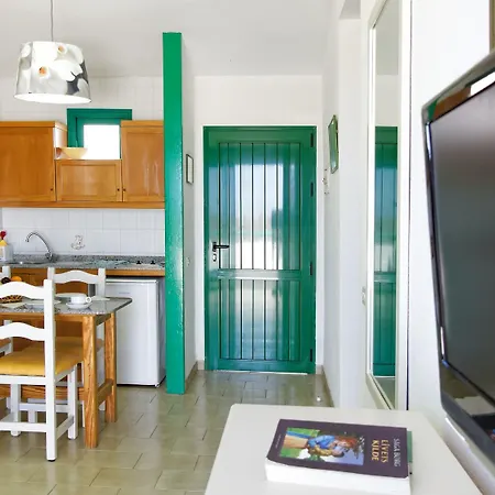 Monteparaiso Apartment *